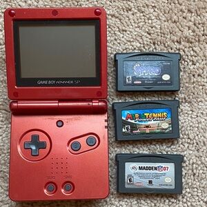 Nintendo Game Boy Advance SP - Bold Red
